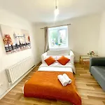 Canada Water Private 2 Beds Flat