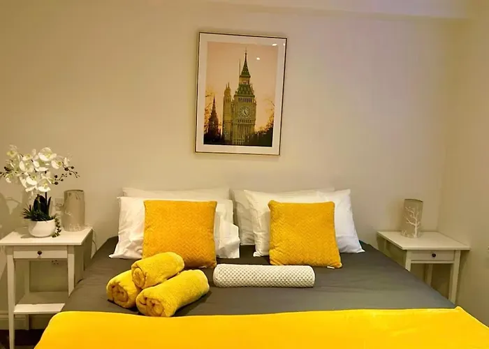 Canada Water Private 2 Beds Flat
